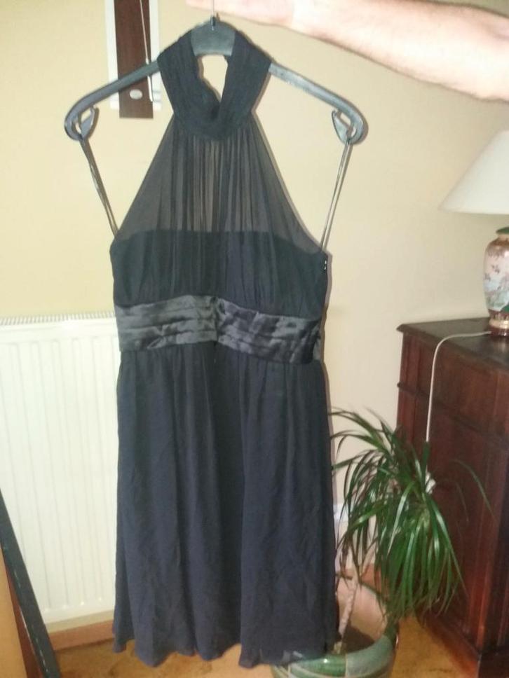 Heel mooie feestjurk "UGO ZALDI", Kleding | Dames, Gelegenheidskleding, Zo goed als nieuw, Zwart, Ophalen of Verzenden