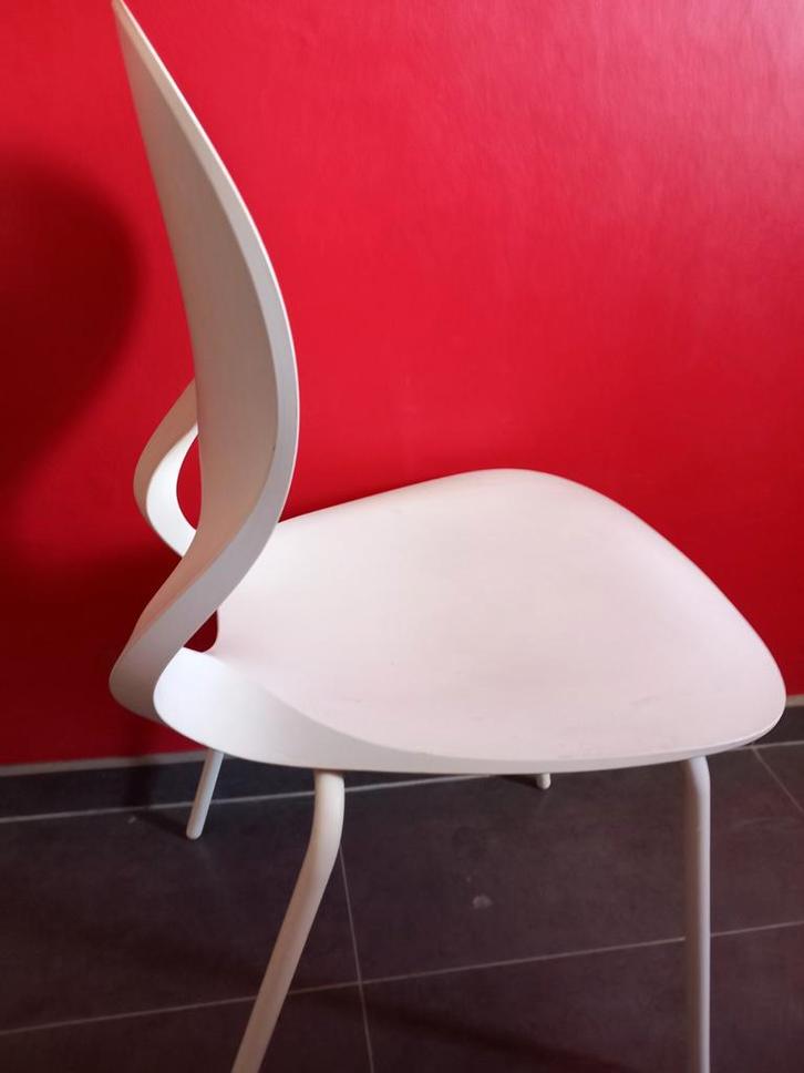 Pikaia kristalia chair -> 35€, Huis en Inrichting, Stoelen, Gebruikt, Metaal, Blauw, Ophalen of Verzenden