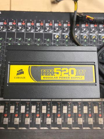 Corsair HX 520w yellow beschikbaar voor biedingen
