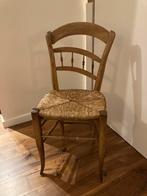 7 chaises en bois, Bois, Utilisé