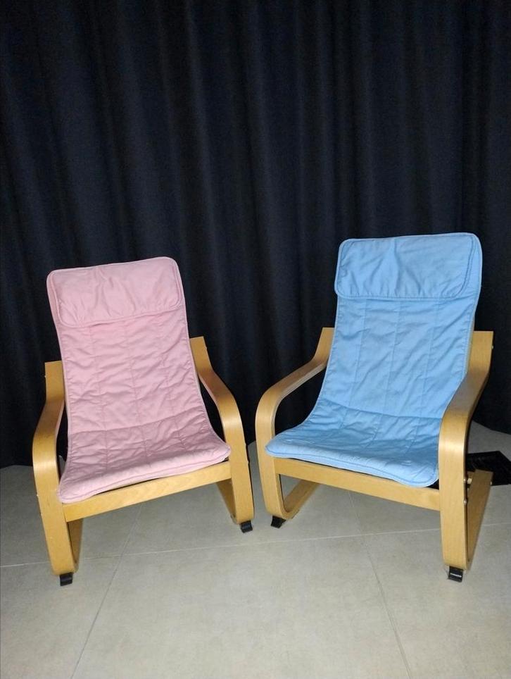 2x IKEA Poäng Kinderzetel – Blauw & Roze, Huis en Inrichting, Stoelen, Gebruikt, Twee, Blauw, Ophalen