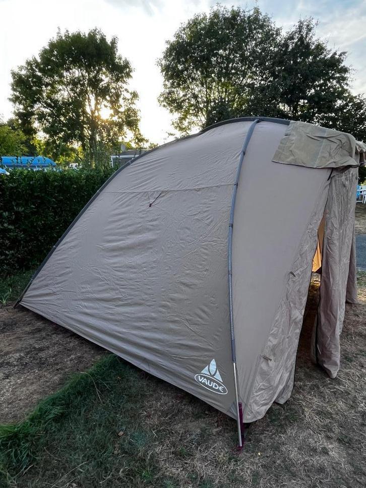 Tente VAUDE drive base 2 saisons, Caravans en Kamperen, Tenten, tot en met 3, Zo goed als nieuw, Ophalen