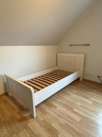 Landelijke tiener slaapkamer, wit/grijs hout beschikbaar voor biedingen