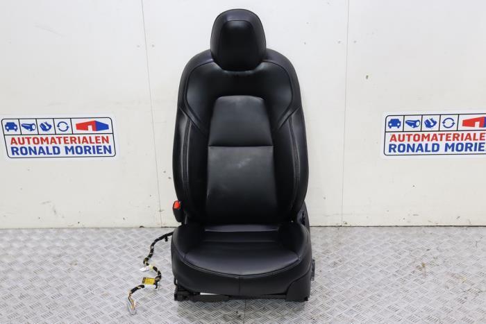 Stoel rechts van een Tesla Model 3 (Model 3 17-), Auto-onderdelen, Interieur en Bekleding, Overige automerken, Gebruikt, 12 maanden garantie