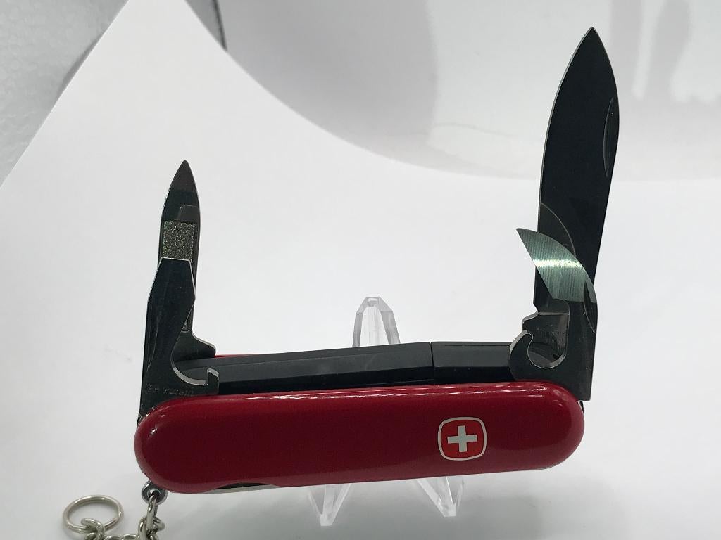 RARE WengerSpotlight RetiredSwiss Army knife NO BOX, Caravans en Kamperen, Kampeergereedschap, Nieuw, Ophalen of Verzenden