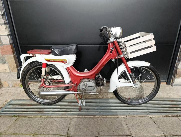 Honda PC 50 4 temps classe B à vendre/échanger, Vélos & Vélomoteurs, Cyclomoteurs | Oldtimers & Ancêtres, Enlèvement