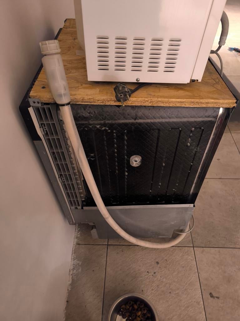 Lave vaisselle encastrable bosch, Enlèvement, Utilisé