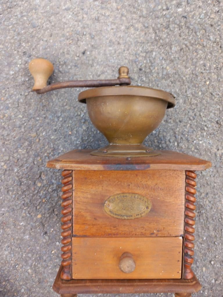 Antieke Peugeot koffiemolen, Antiek en Kunst, Ophalen of Verzenden