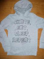 jongens sweater met capuchon maat 146, Ophalen of Verzenden, Zo goed als nieuw