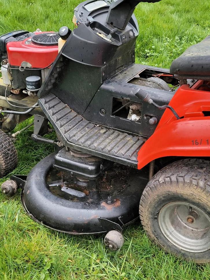 Tracteur motec pour pieces, Tuin en Terras, Zitmaaiers, Gebruikt, 120 cm of meer, Opvangbak, Ophalen