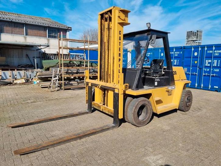 6 ton heftruck, Articles professionnels, Machines & Construction | Chariots élévateurs & Transport interne, Chariot élévateur