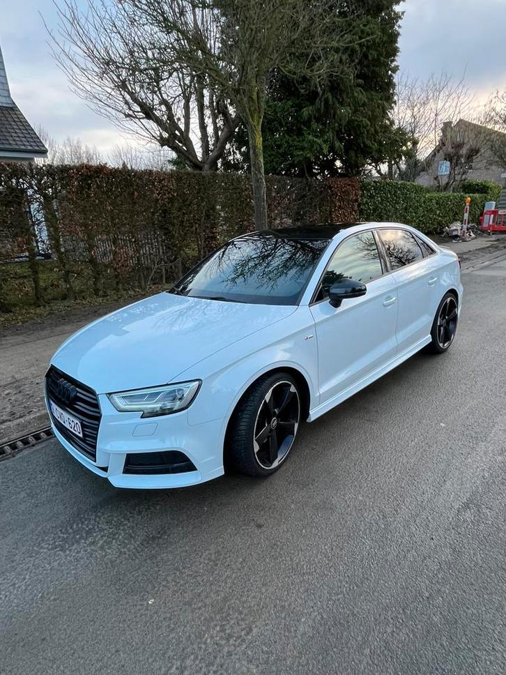 Audi A3 Sedan, Auto's, Audi, Particulier, A3, Benzine, Euro 6, 5 deurs, Automaat, Wit, Zwart, Leder en Alcantara, Ophalen