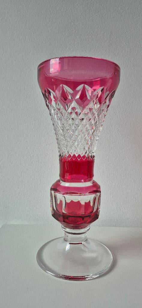 Vase en cristal de Val Saint Lambert – Cristal taillé rubis, Antiquités & Art, Enlèvement