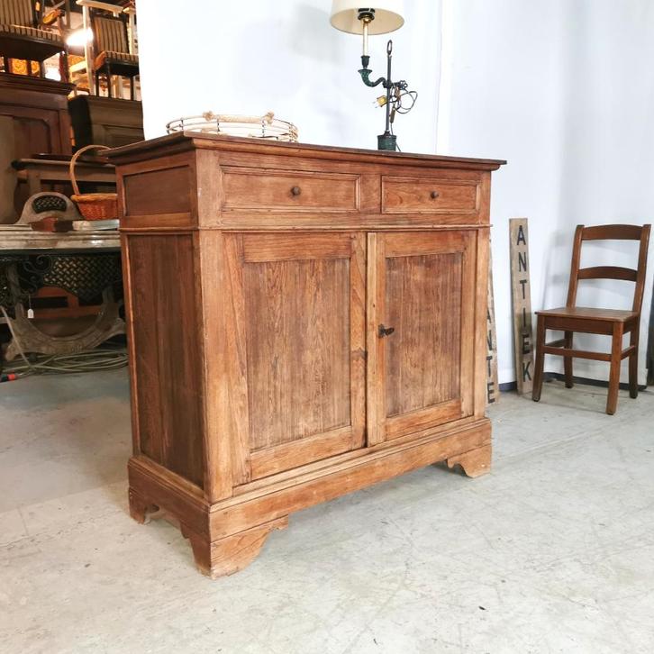 Armoire de ferme ancienne en bois d'orme L 121 H 110 P 51, Antiquités & Art, Curiosités & Brocante, Enlèvement