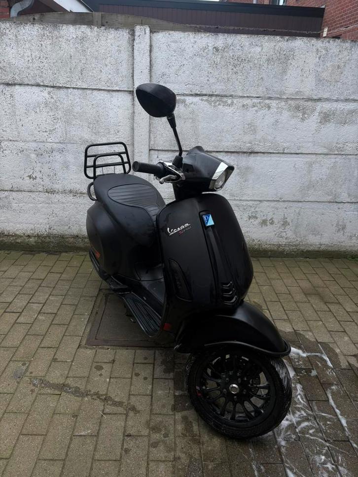 Vespa sprint 50cc, Fietsen en Brommers, Scooters | Vespa, Zo goed als nieuw, Verzenden