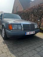 Mercedes-Benz 220E, Autos, Argent ou Gris, 110 kW, 5 portes, Berline
