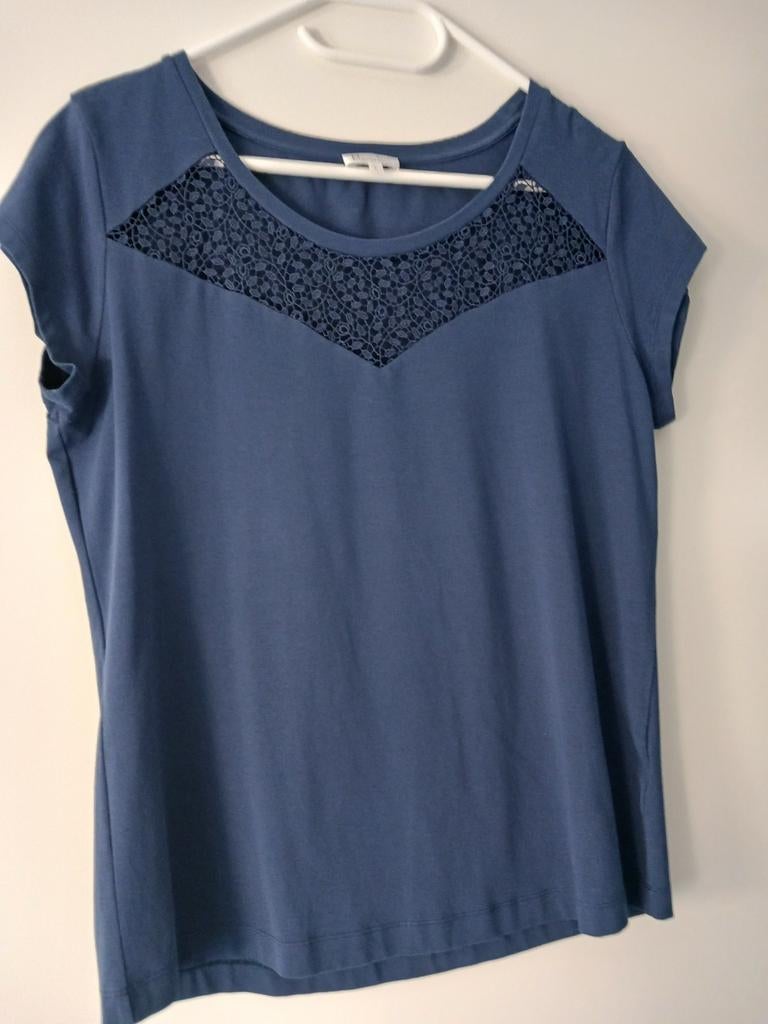 Blauwe t-shirt merk Mayerline net als nieuw te koop. Maat L, Vêtements | Femmes, T-shirts, Taille 42/44 (L), Comme neuf, Enlèvement