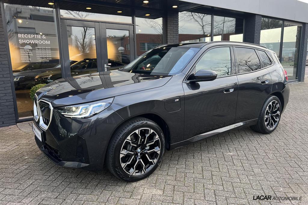 BMW X3 30e xDrive I M Sport I Fisc. 66k H&K I Pano I Iconic, Auto's, 1998 cc, Gebruikt, Zwart, 4 cilinders