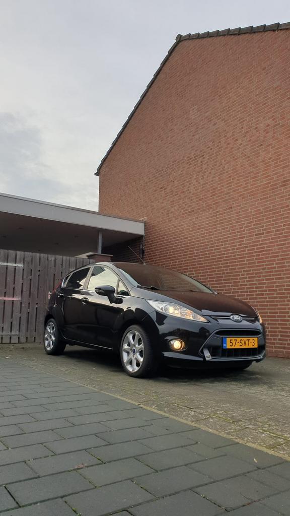 Ford fiesta zwart 1.6 titanium, Autos, Ford, Particulier, Fiësta, ABS, Airbags, Air conditionné, Bluetooth, Ordinateur de bord