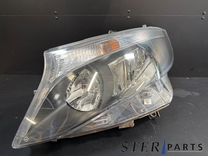 Phare gauche d'un Mercedes Vito, Autos : Pièces & Accessoires, Éclairage, Mercedes-Benz, Utilisé, 3 mois de garantie, Enlèvement ou Envoi