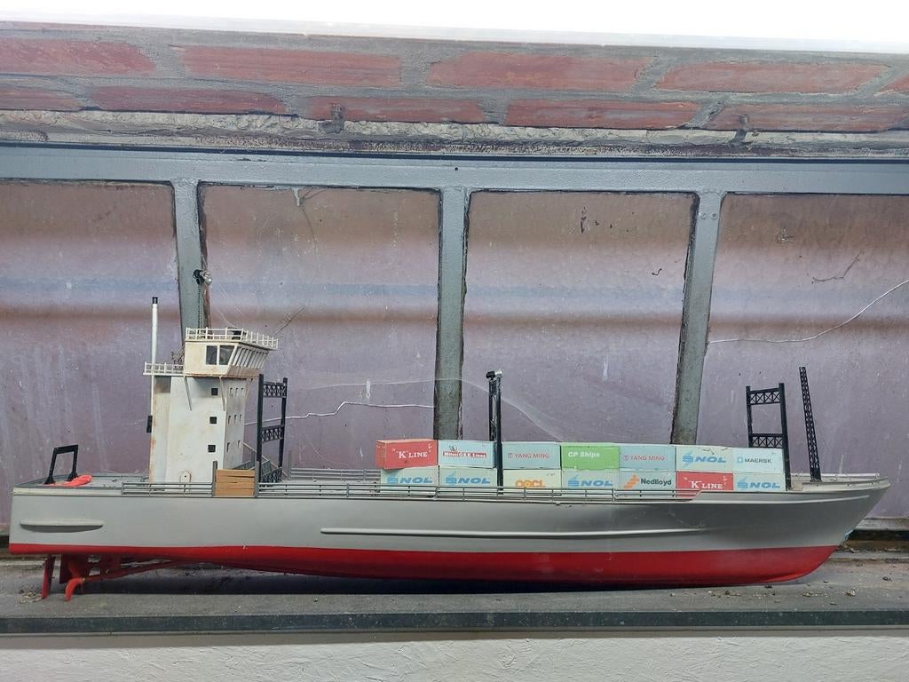 Containerschip, Ophalen