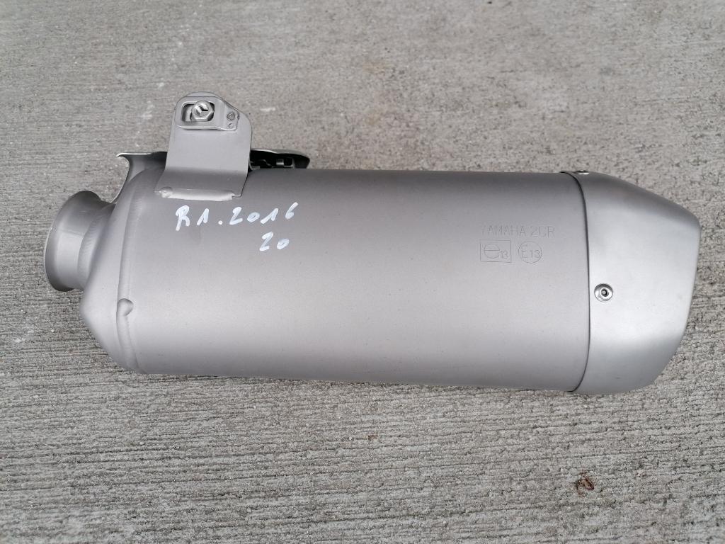 Yamaha YZF-R1 1000 silencieux ORIGINE état impec impeccable, Ophalen, Zo goed als nieuw