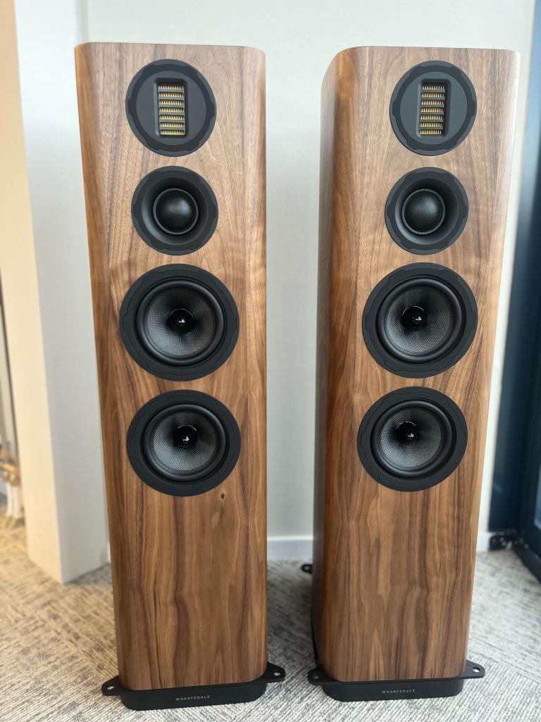 Wharfedale EVO 5.4 Vloerstaande Luidspreker 3-Weg - Walnoot, Audio, Tv en Foto, Luidsprekerboxen, Niet ingevuld, Niet ingevuld