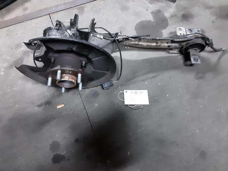 MOYEU DE ROUE ARRIÈRE DROIT Ford Mondeo IV, Autos : Pièces & Accessoires, Freins & Transmission, Ford, Utilisé