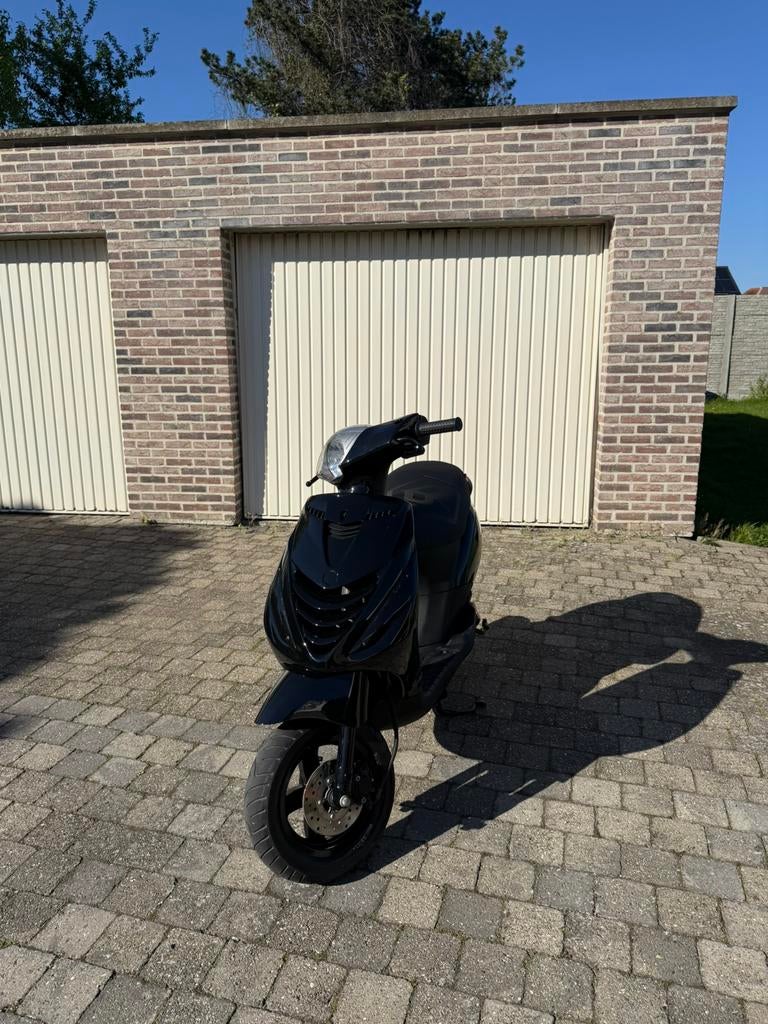Piaggio Zip B Classe 2 temps, Vélos & Vélomoteurs, Zip, Comme neuf, Classe B (45 km/h), Enlèvement