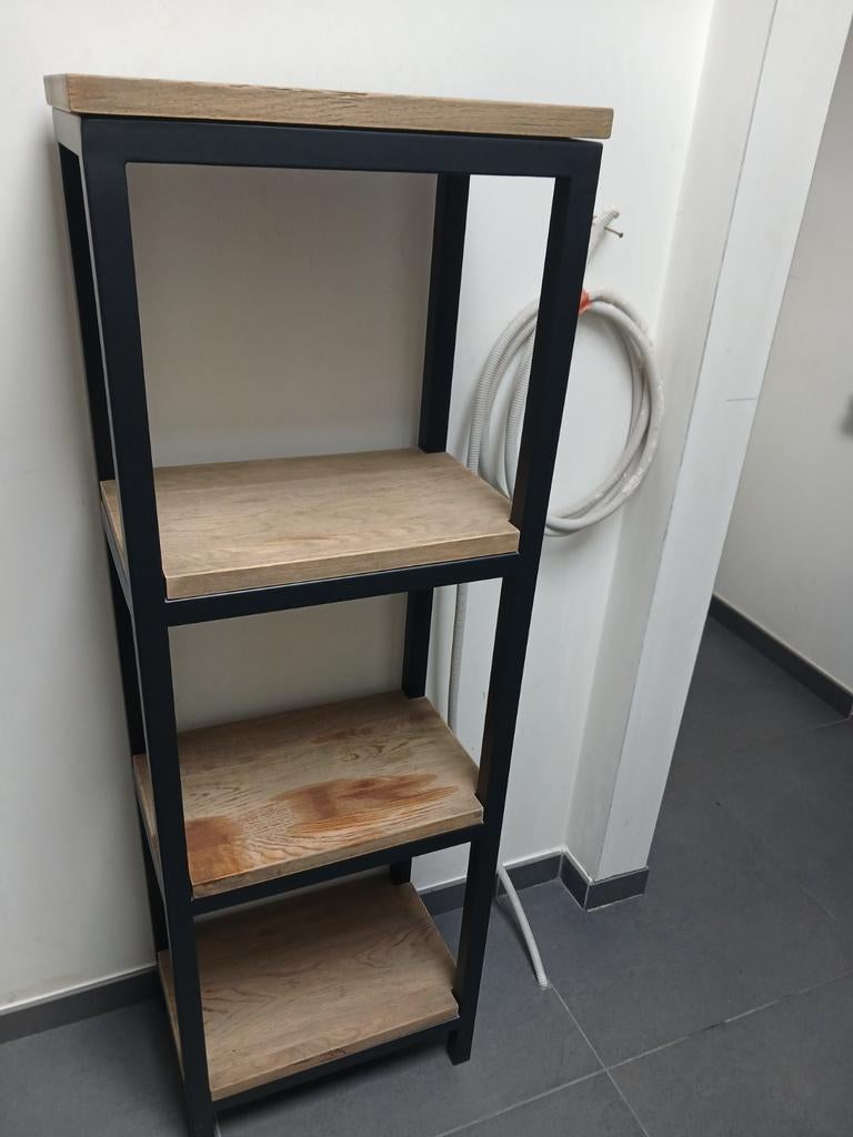 Mooie stevig zwart metalen rek met natuurhouten planken, Ophalen