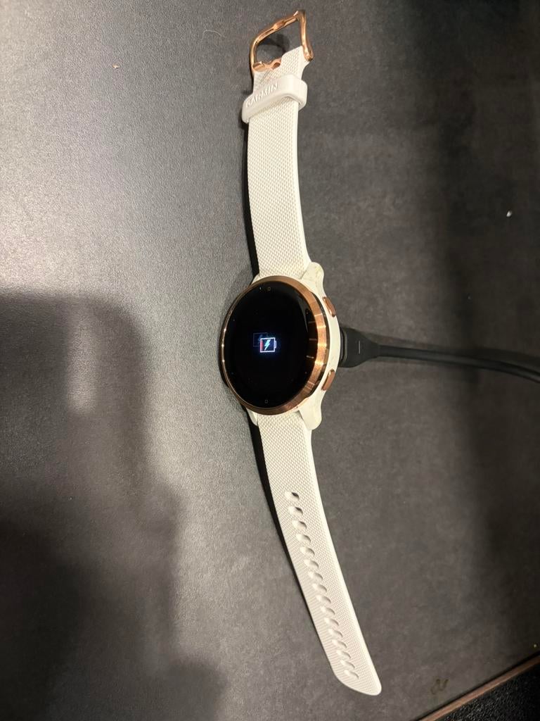 Garmin Venu S2, Bijoux, Sacs & Beauté, Montres connectées, Enlèvement, Comme neuf