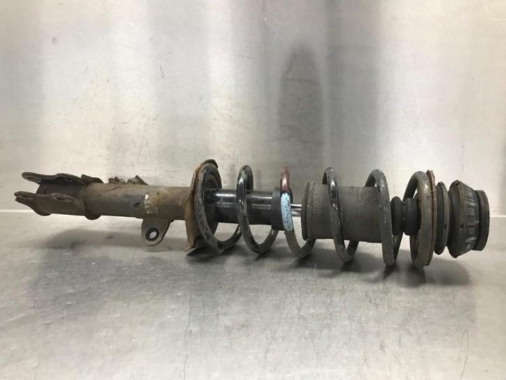 VEERPOOT LINKS VOOR Nissan Micra (K13) (01-2010/03-2017), Auto-onderdelen, Ophanging en Onderstel, Nissan, Gebruikt