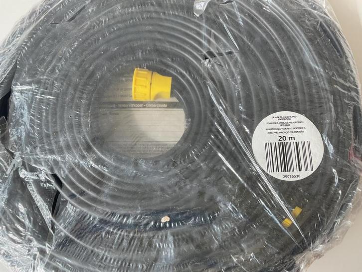 Flexibele, platte druppel - tuinslang., Tuin en Terras, Druppelsystemen, Zo goed als nieuw, Ophalen of Verzenden