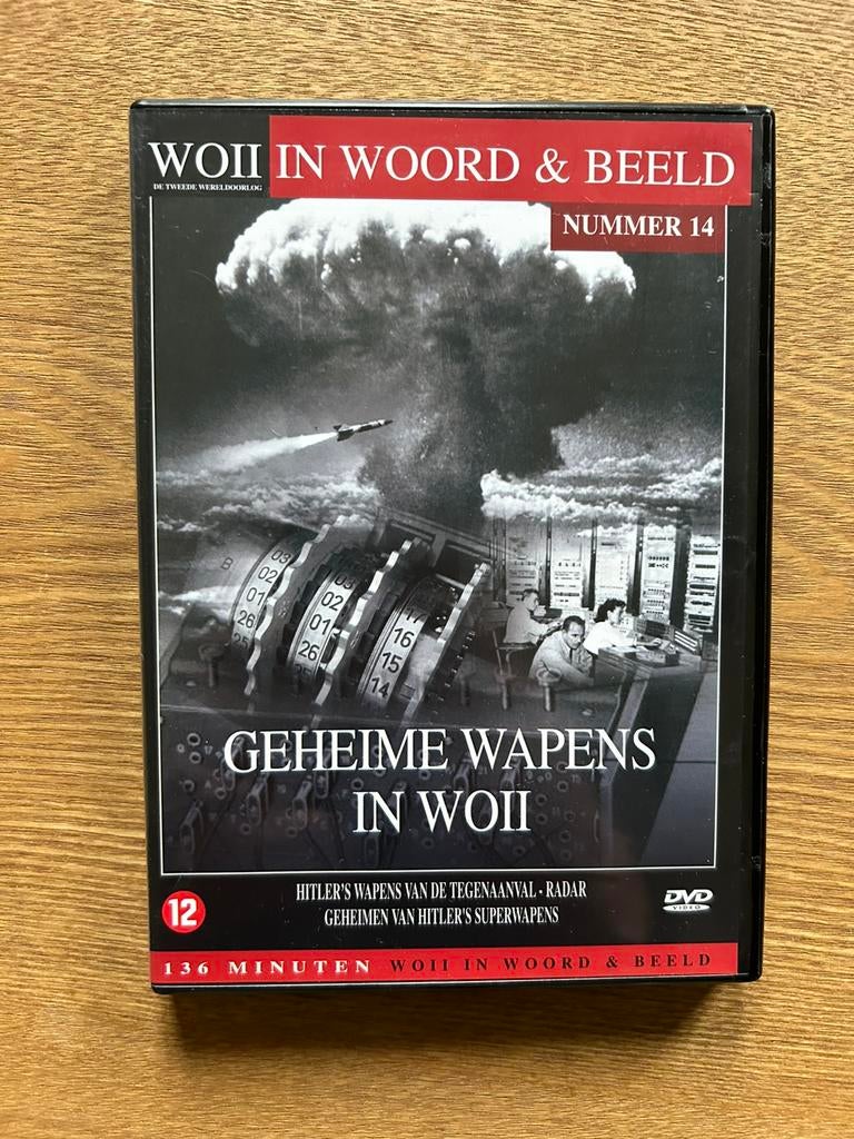DVD Geheime wapens in WO II, Cd's en Dvd's, Dvd's | Documentaire en Educatief, Vanaf 12 jaar, Ophalen of Verzenden, Zo goed als nieuw
