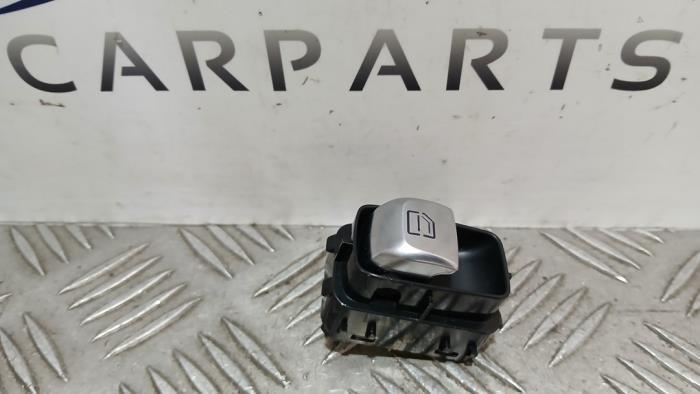 Elektrisch Raam Schakelaar van een Mercedes C-Klasse, Auto-onderdelen, Dashboard en Schakelaars, Mercedes-Benz, Gebruikt, 3 maanden garantie