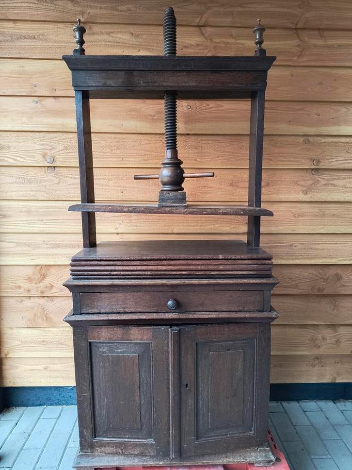 Kast, linnenperskast uniek, wijnkast, boekenkast, Huis en Inrichting, Kasten | Secretaires, Ophalen