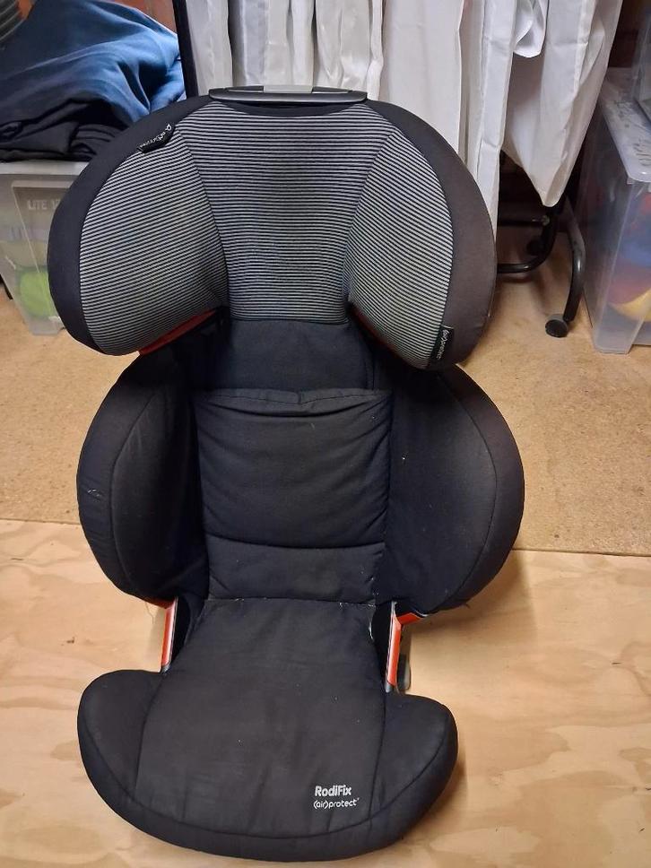 Autostoel Maxi Cosi Rodifix, Kinderen en Baby's, Autostoeltjes, Gebruikt, Maxi-Cosi, 15 t/m 36 kg, Autogordel, Verstelbare rugleuning