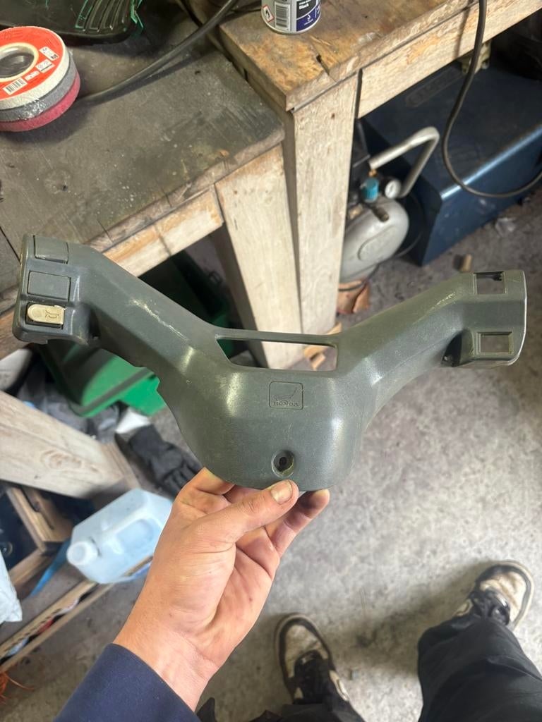 Stuurkap honda wallaroo, Ophalen