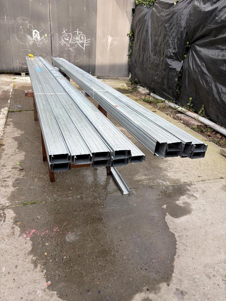 Metal Studs Gyproc  - 30 stuks, Bricolage & Construction, Métaux, Enlèvement, Neuf