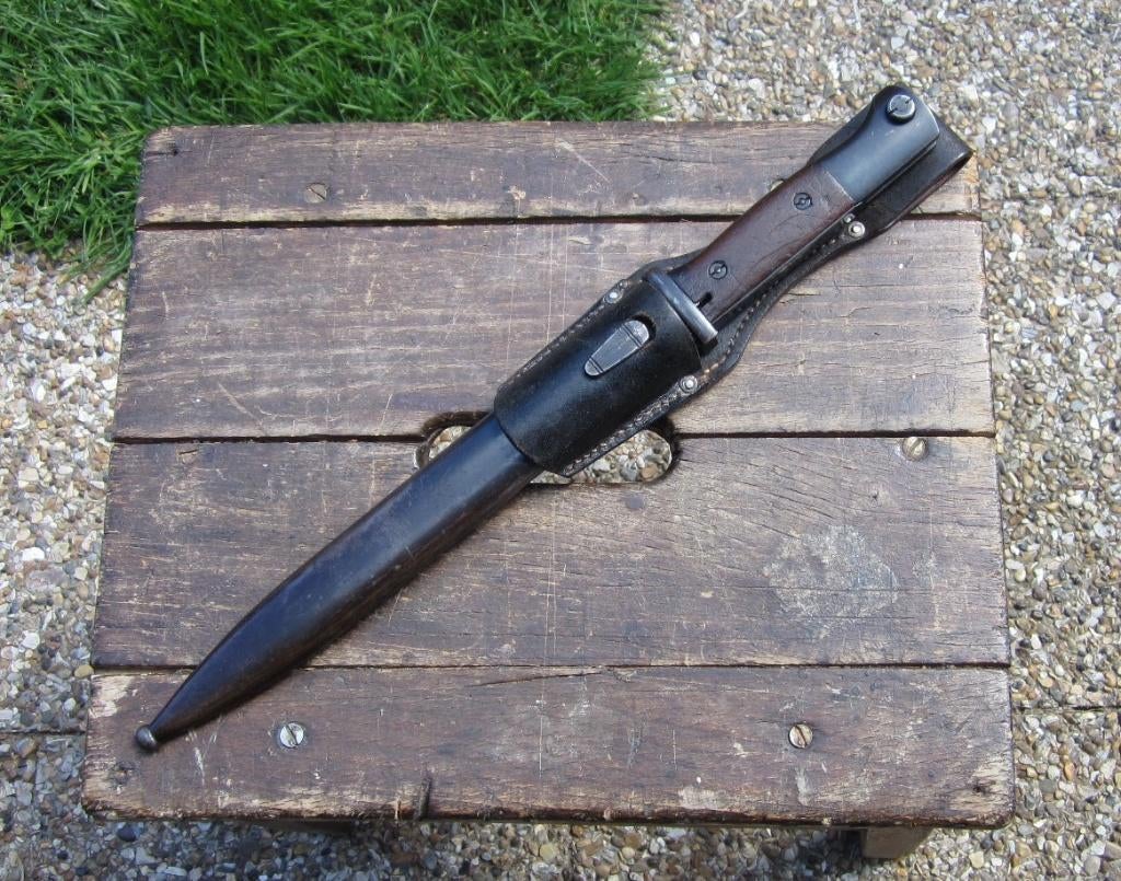 Baïonnette en parfait état, même numéro, Enlèvement ou Envoi, Armée de terre, Couteau ou Poignard