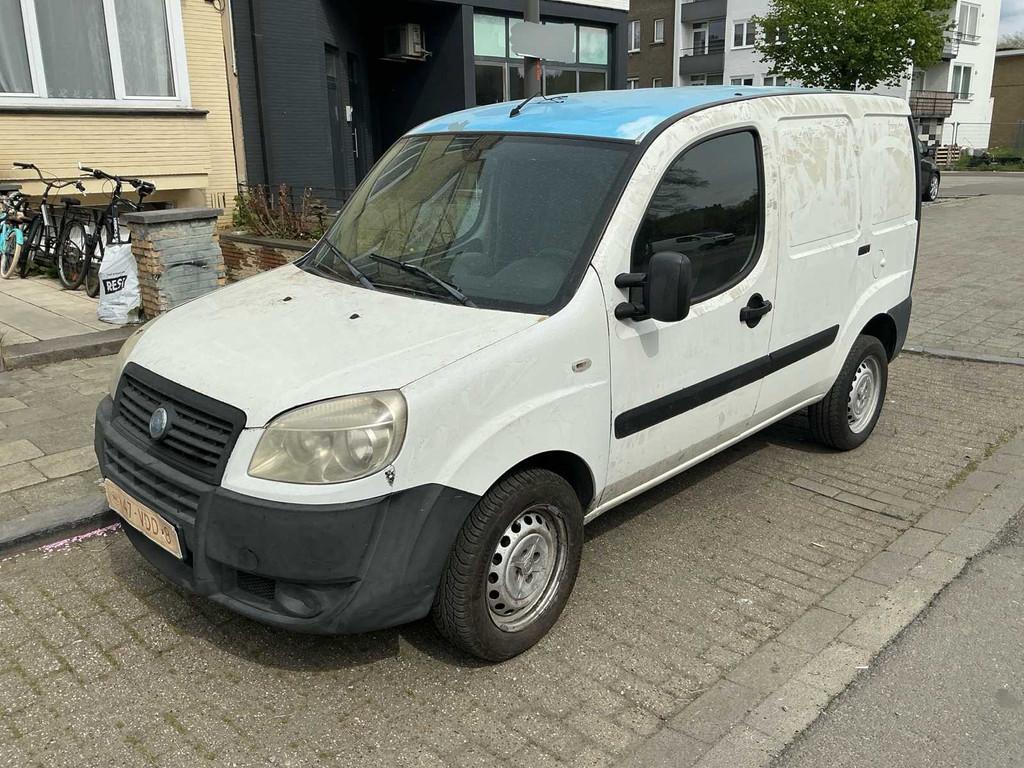 Fiat 1.9 JTD Doblo Véhicule Commercial, Autos, Camionnettes & Utilitaires, Achat, Entreprise, Boîte manuelle, Diesel