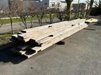 partij onbehandelde houten planken