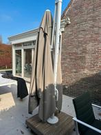 Parasol op voet met wieltjes taupe 3x3,5, Tuin en Terras, Ophalen, Verstelbaar, 3 tot 4 meter, Zweefparasol