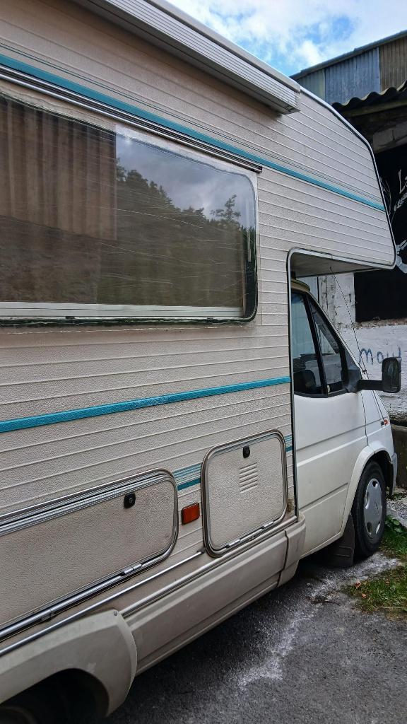 camper, Caravans en Kamperen, Mobilhomes, Particulier, tot en met 4, Ford, Ford, tot 5 meter, Diesel, Handgeschakeld, Douche, Koelkast