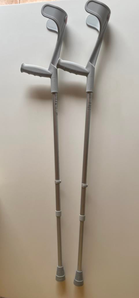 Krukken, Diversen, Ophalen, Zo goed als nieuw