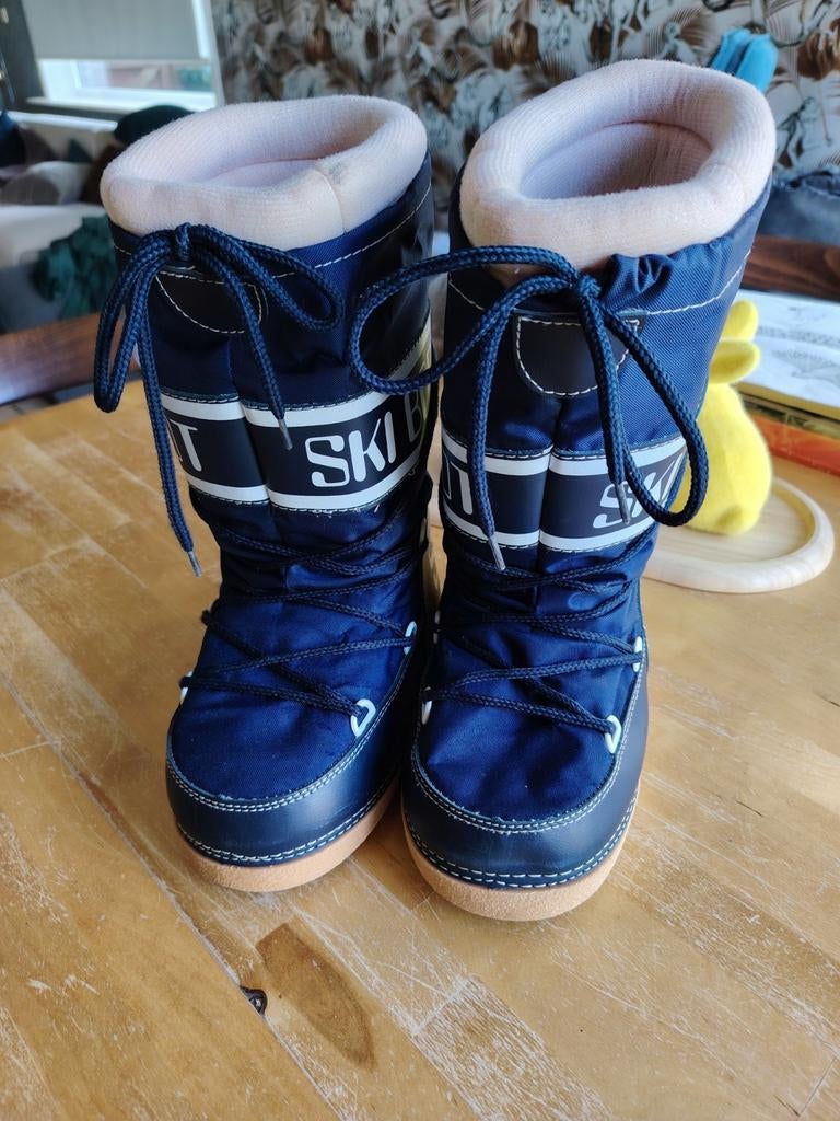 Moon boots, sneeuwbotten. Momenteel een echte trend!, Ophalen of Verzenden