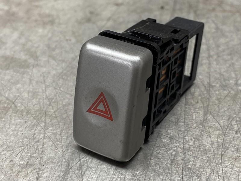 ALARMLICHTEN SCHAKELAAR Subaru Forester (SG), Gebruikt, Subaru