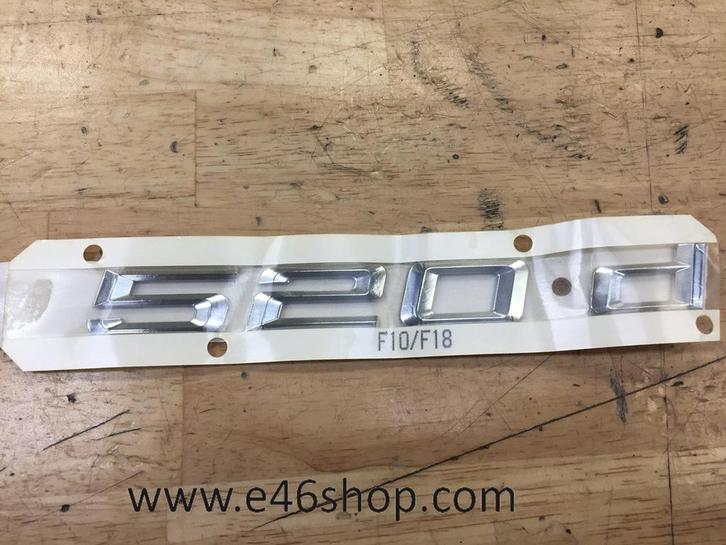 Logo Embleem Type BMW F10 520D org nieuw bmw  oe 51147219542, Auto-onderdelen, Carrosserie, BMW, Nieuw, Ophalen of Verzenden