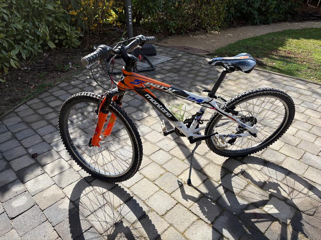 Mountainbike 24inch, Fietsen en Brommers, Ophalen, Velgrem, Versnellingen, Montana