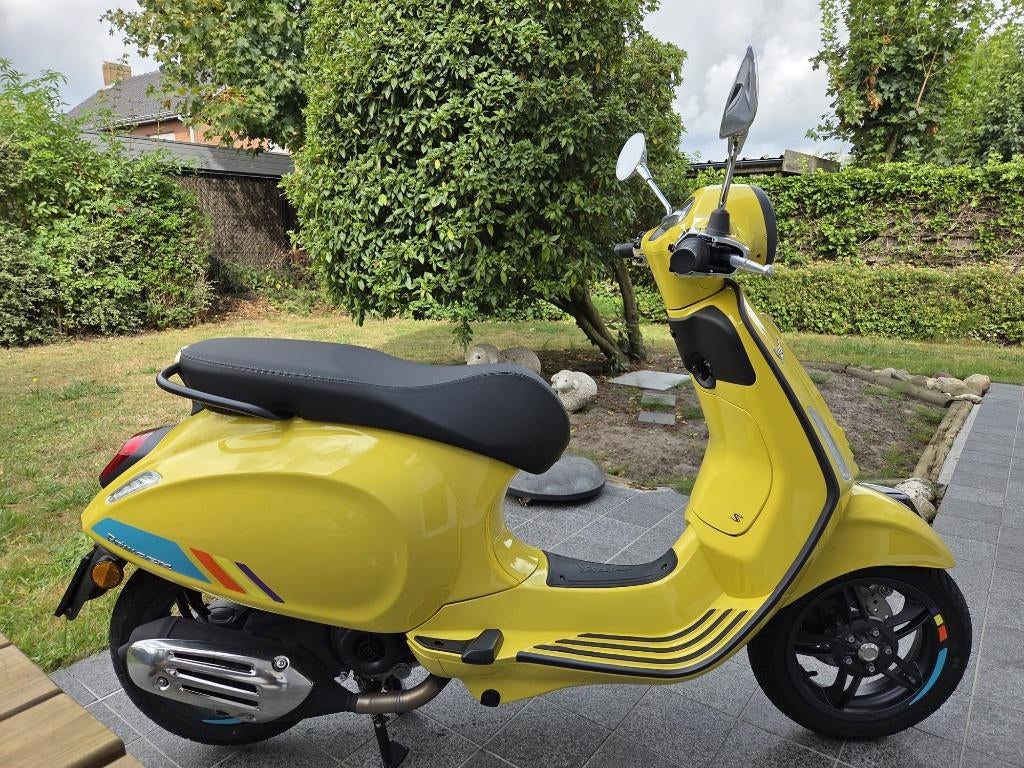 VESPA Primavera S (sport) - klasse B-500km-4 jaar garantie, Fietsen en Brommers, Ophalen, Nieuw, Vespa S, Klasse B (45 km/u)